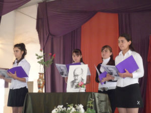 school2 Students at the Karabagh School read poems by Vahan Tekeyan.